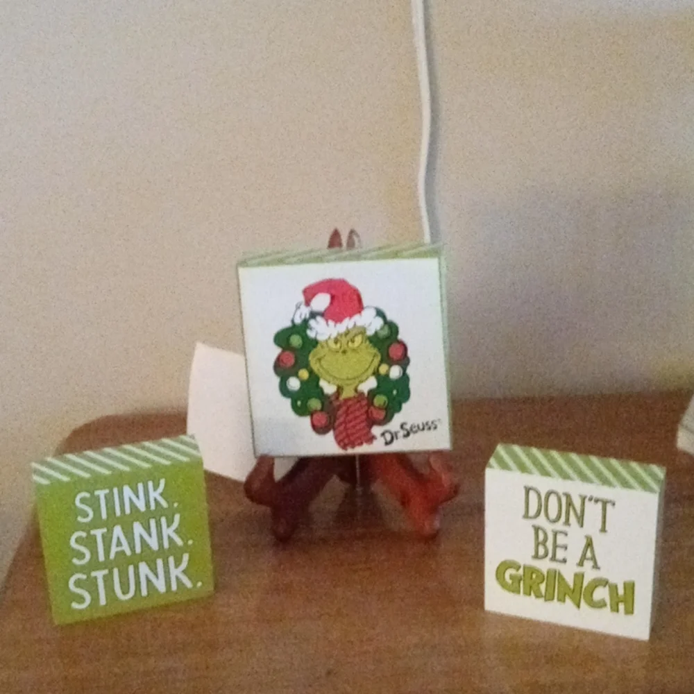Grinch wood decor
